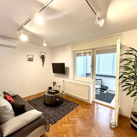 Apartman Promo - Flora *